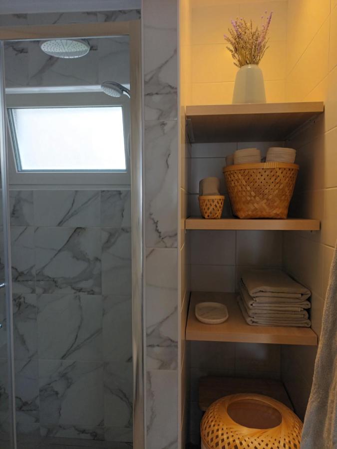Jesliving Hvar - 2 Bedroom Elegant Apartment With Sea View In Historic Center Of Hvar Town Exterior foto