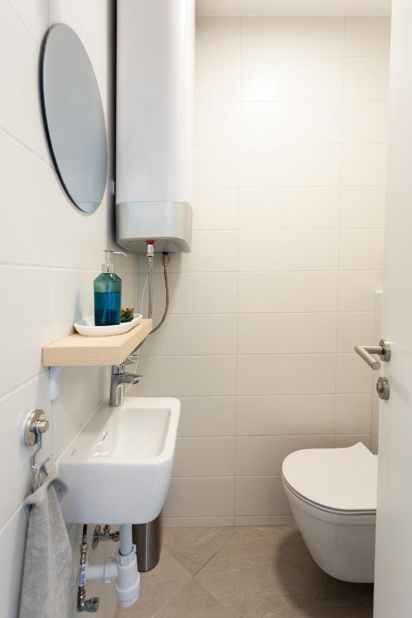 Jesliving Hvar - 2 Bedroom Elegant Apartment With Sea View In Historic Center Of Hvar Town Exterior foto