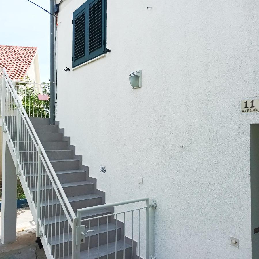Jesliving Hvar - 2 Bedroom Elegant Apartment With Sea View In Historic Center Of Hvar Town Exterior foto